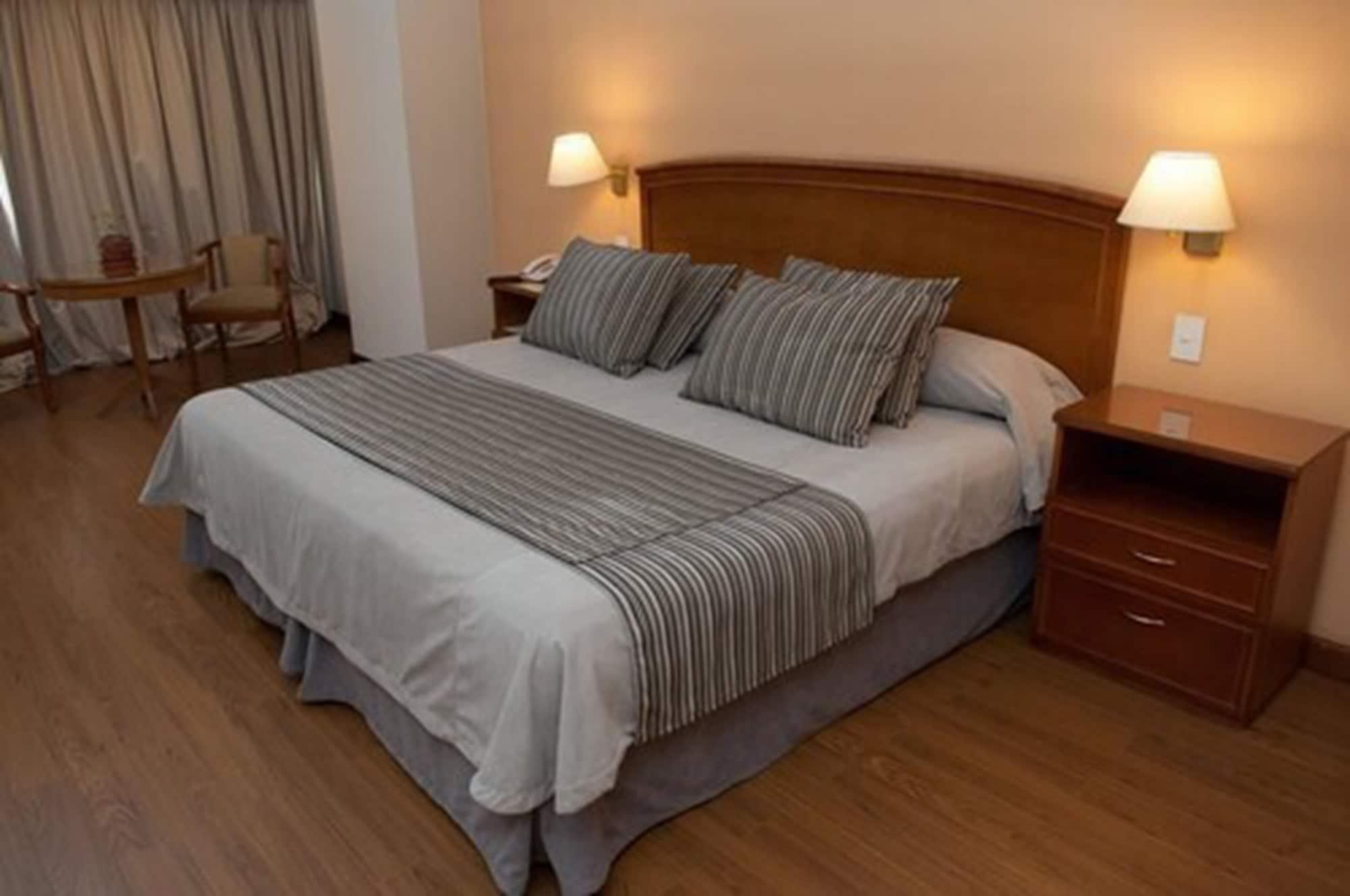 Casa Real Hotel Salta Ngoại thất bức ảnh